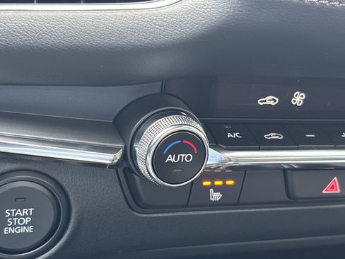 New 2026 MAZDA MAZDA3 2.5 S Hatchback w/ Premium Pkg image 32