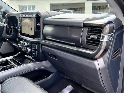 Used 2023 Ford F250 Lariat w/ Lariat Ultimate Package AWD/4WD image 15