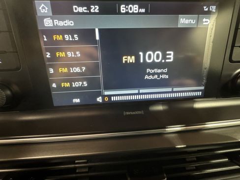 Used 2020 Kia Telluride LX image 23