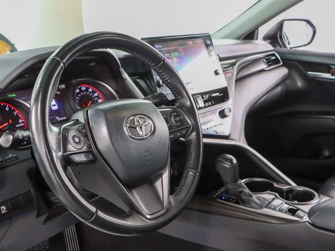 Used 2023 Toyota Camry XSE image 22