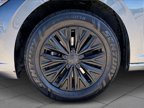 Used 2019 Volkswagen Jetta SEL w/ Cold Weather Package image 11