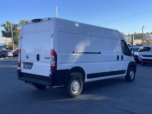 New 2026 RAM ProMaster 2500 w/ Convenience Group FWD image 8