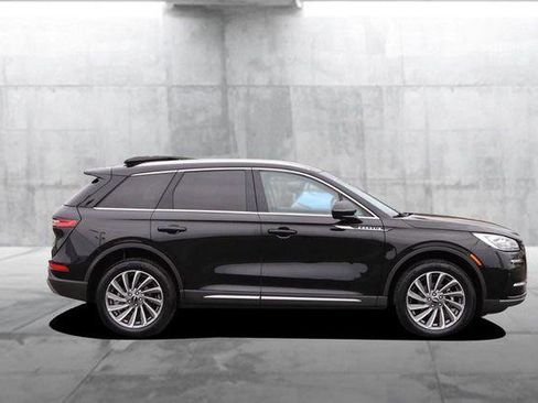 Used 2024 Lincoln Corsair Reserve w/ Equipment Group 201A image 5