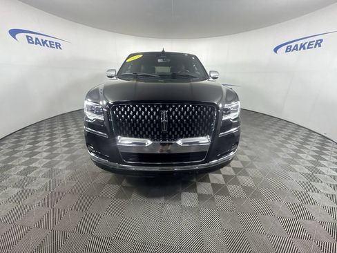 Used 2022 Lincoln Navigator Black Label AWD/4WD image 3