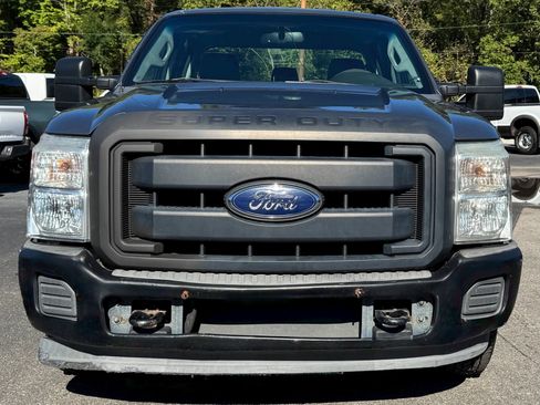 Used 2013 Ford F250 XL RWD image 2