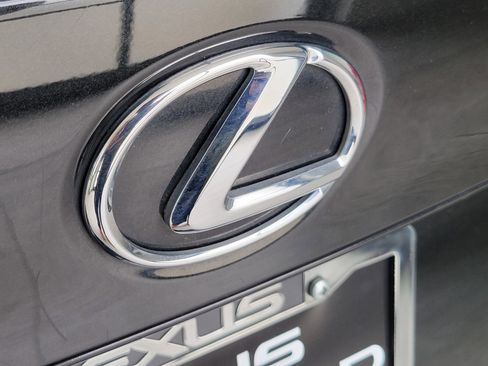 Used 2020 Lexus IS 300 image 4