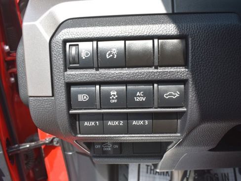 Used 2024 Toyota Tacoma TRD Off-Road w/ TRD Off Road Premium Package AWD/4WD image 32