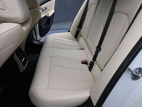 New 2026 BMW 330i xDrive Sedan w/ Premium Package AWD/4WD image 17