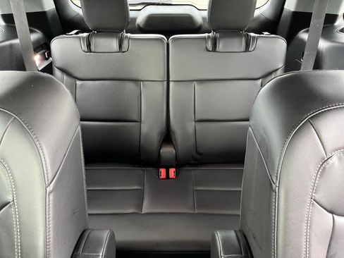 Used 2023 Ford Explorer XLT w/ Equipment Group 202A image 26