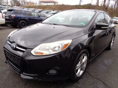 Used 2014 Ford Focus SE w/ SE Winter Package