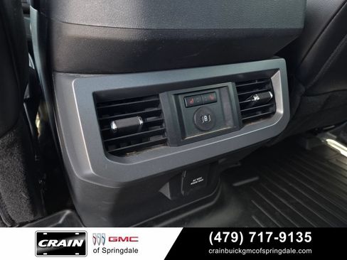 Used 2025 Ford F250 Lariat w/ Lariat Ultimate Package AWD/4WD image 26