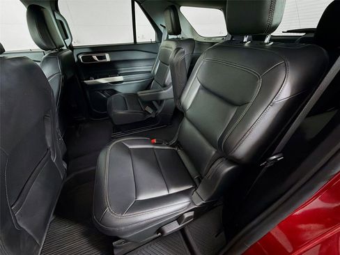 Used 2023 Ford Explorer XLT w/ Equipment Group 202A image 21