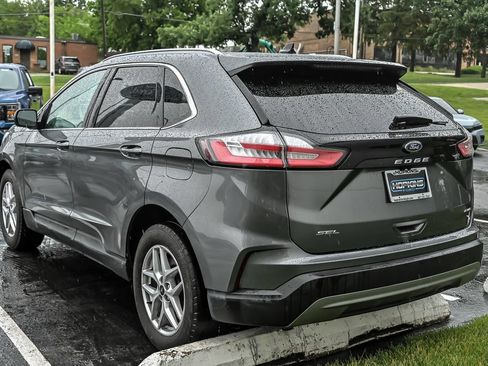 Certified 2024 Ford Edge SEL w/ Convenience Package AWD/4WD image 8