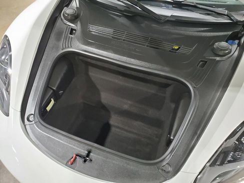 Used 2019 Porsche 718 Boxster RWD image 41