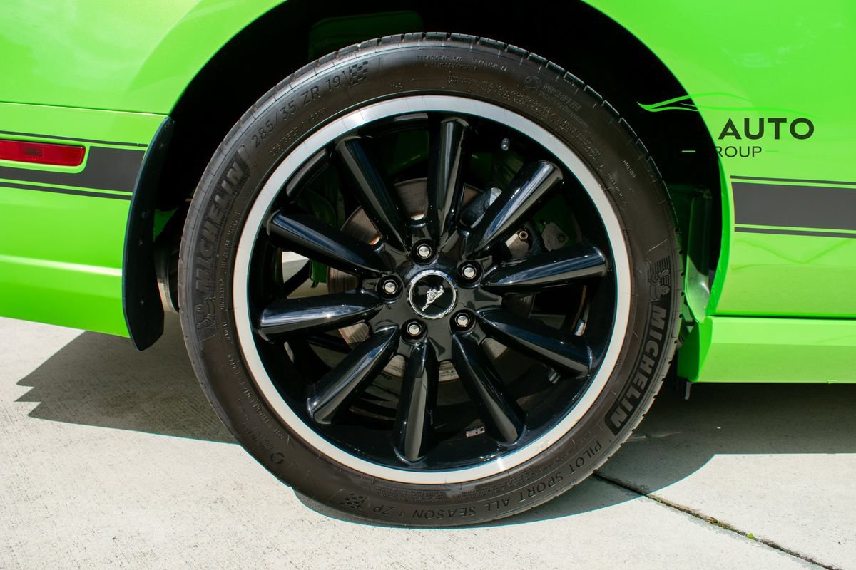 Used 2013 Ford Mustang Boss 302 w/ Boss 302 Accessory Pkg RWD image 25