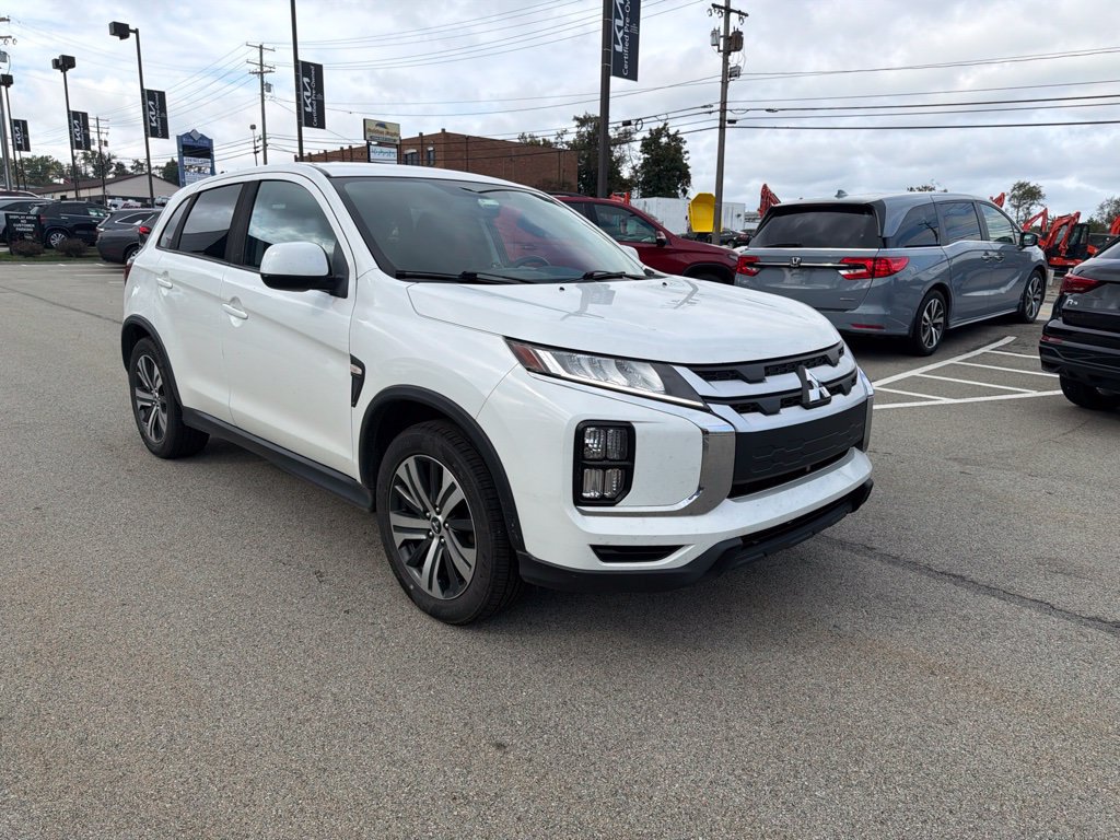 Used 2020 Mitsubishi Outlander Sport ES AWD/4WD image 1