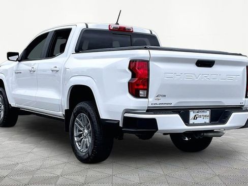 Used 2024 Chevrolet Colorado LT w/ LT Convenience Package RWD image 4
