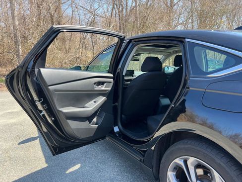 Used 2023 Honda Accord EX image 34