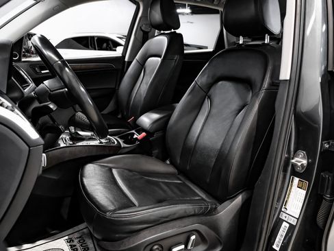 Used 2017 Audi Q5 2.0T Premium Plus w/ Technology Package image 41