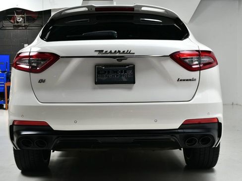 Used 2020 Maserati Levante GranSport image 12