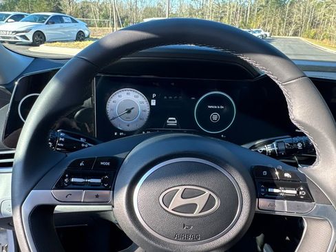 New 2026 Hyundai Elantra Limited w/ Cargo Package FWD image 18