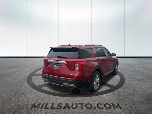 Used 2021 Ford Explorer Limited w/ Equipment Group 301A image 4