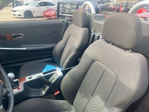 Used 2007 Chrysler Crossfire Convertible w/ Special Edition Group image 9