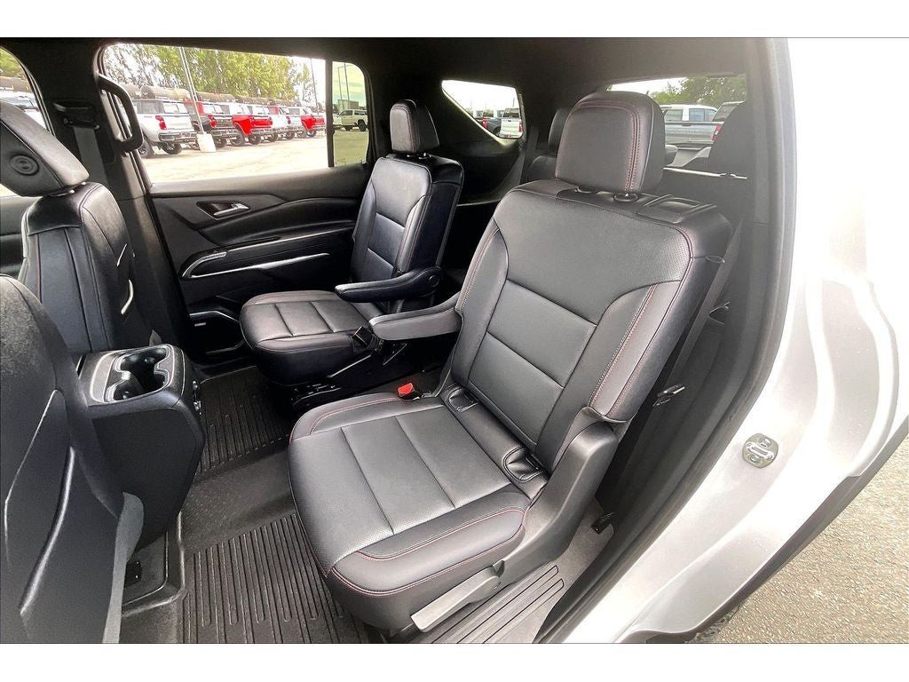 Used 2024 Chevrolet Traverse Z71 w/ Enhanced Driving Package AWD/4WD image 27