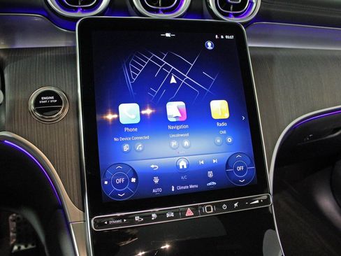 Used 2026 Mercedes-Benz GLC 350e 4MATIC image 21