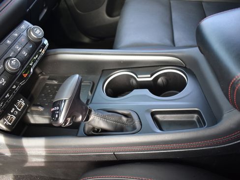 Used 2025 Dodge Durango GT image 21