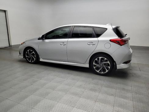 Used 2017 Toyota Corolla iM image 3