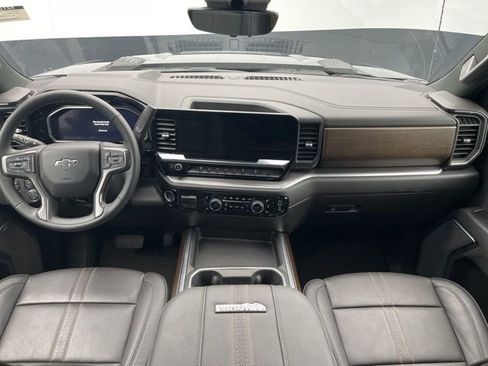 New 2026 Chevrolet Silverado 2500 High Country w/ High Country Premium Package AWD/4WD image 25