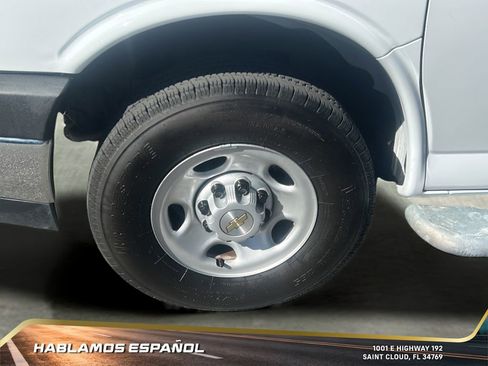 Used 2024 Chevrolet Express 2500 Work Van w/ Driver Convenience Package image 10