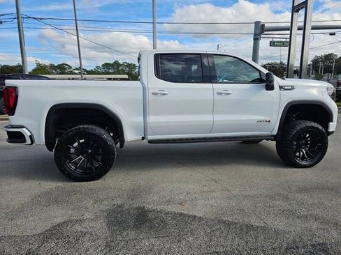 Used 2025 GMC Sierra 1500 AT4 w/ AT4 Premium Package image 7