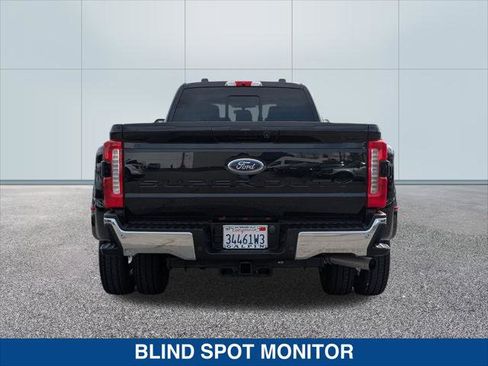 Used 2023 Ford F350 Lariat w/ Lariat Ultimate Package image 4