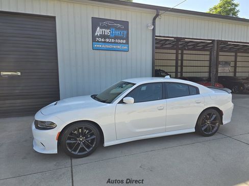 Used 2019 Dodge Charger Scat Pack w/ Plus Group RWD image 4