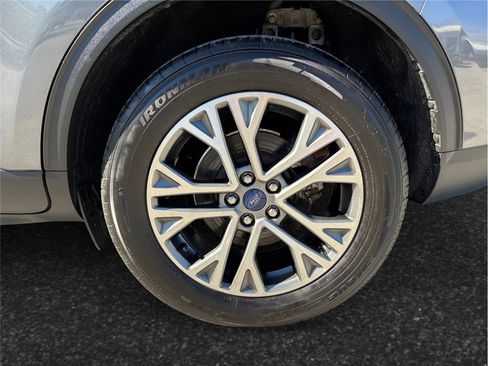 Used 2021 Ford Escape SEL image 14