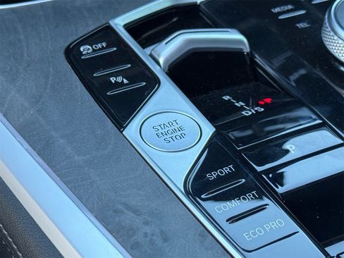 Used 2024 BMW X5 sDrive40i w/ Premium Package image 22