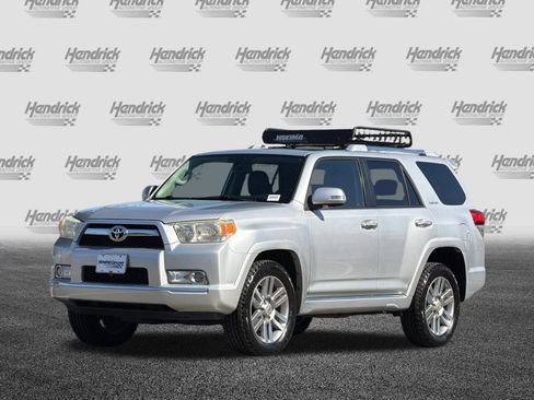 Used 2010 Toyota 4Runner Limited image 9
