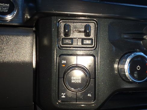 Certified 2023 Ford F250 Lariat w/ Lariat Ultimate Package image 26