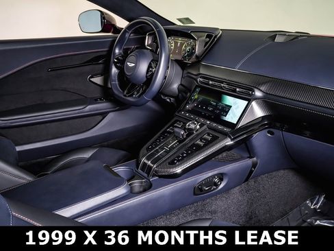 Used 2025 Aston Martin V8 Vantage Coupe image 16