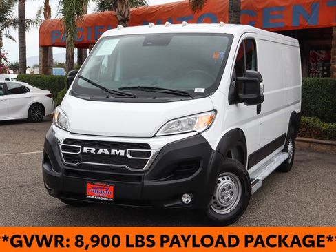 Used 2025 RAM ProMaster 2500 w/ U-Haul Equipment Group FWD image 4