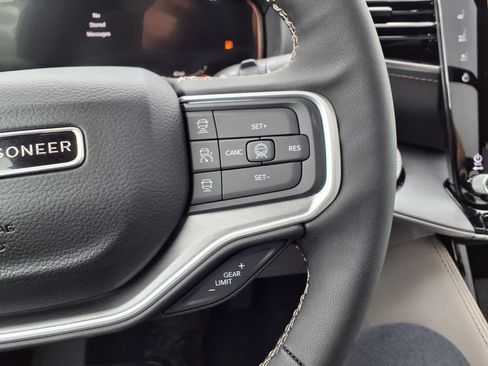 New 2026 Jeep Grand Wagoneer Limited AWD/4WD image 13