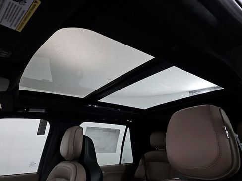 New 2026 Lincoln Navigator L Black Label AWD/4WD image 13