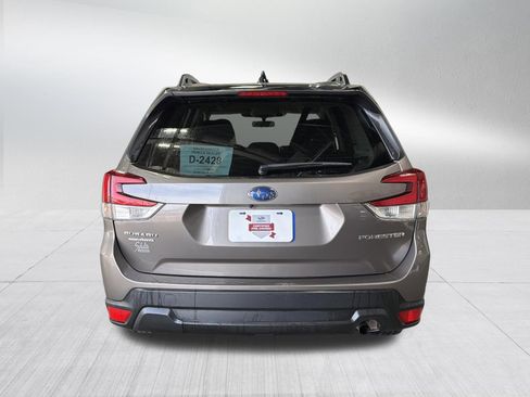 Certified 2024 Subaru Forester Premium AWD/4WD image 6