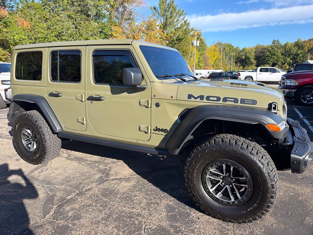 Used 2026 Jeep Wrangler Unlimited Rubicon 392 w/ Quick Order Package 27X Moab AWD/4WD image 18