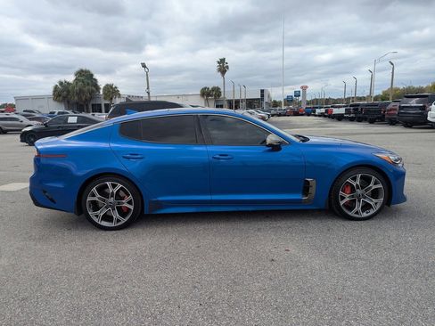Used 2020 Kia Stinger GT2 image 3