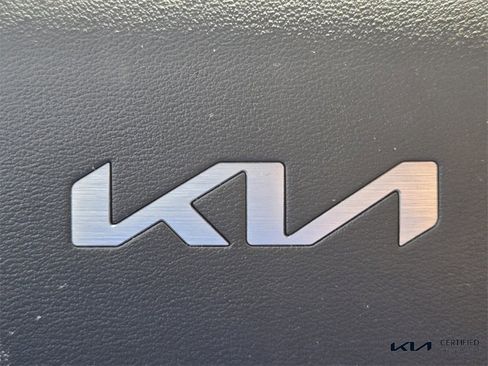 Certified 2023 Kia Niro EX w/ EX Cold Weather Package image 31