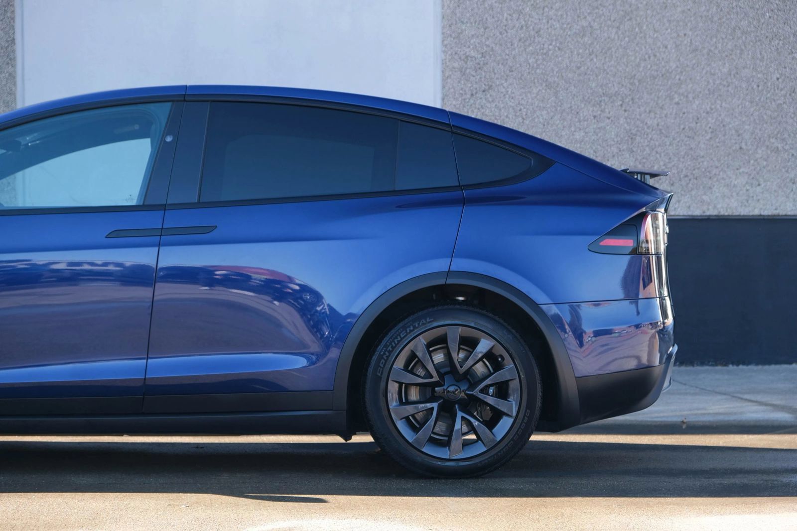 Used 2023 Tesla Model X Plaid AWD/4WD image 8