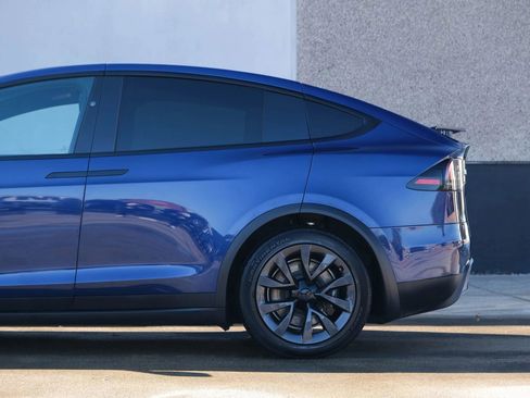 Used 2023 Tesla Model X Plaid AWD/4WD image 8